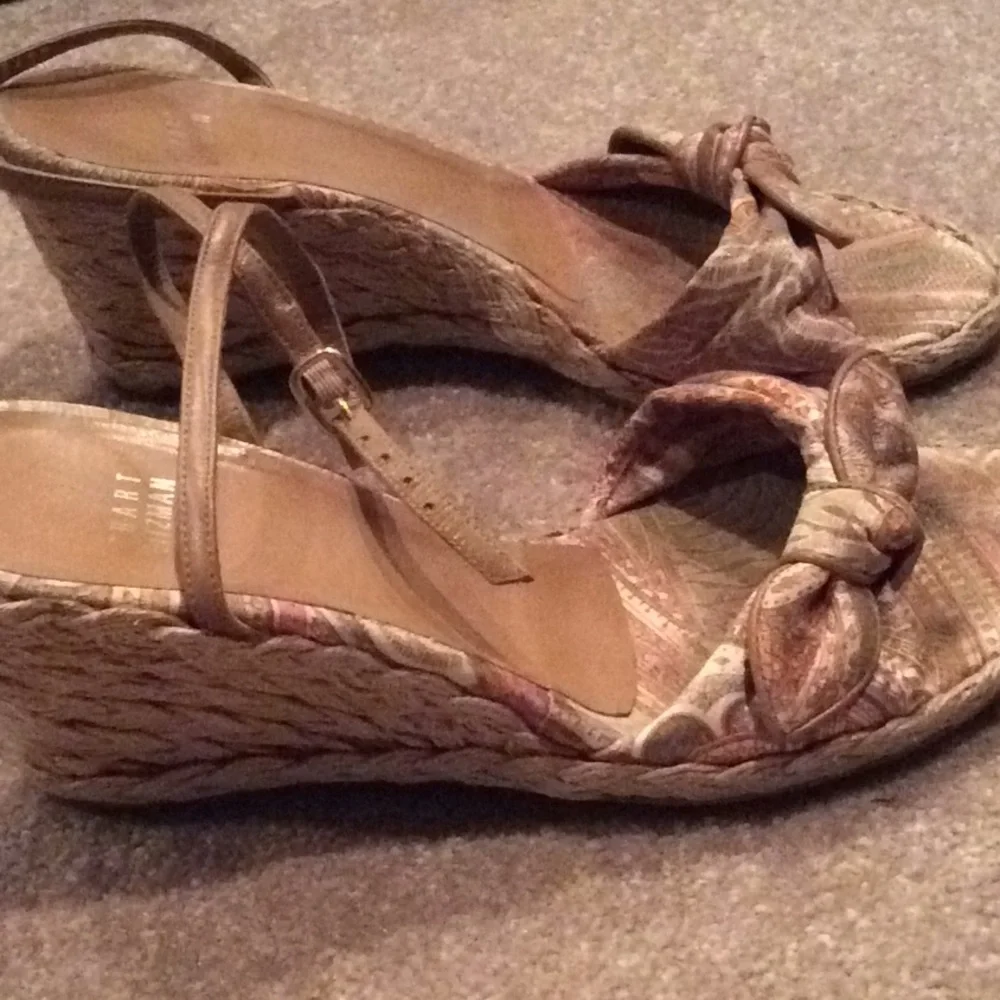 Stuart Weitzman Floral fabric wedge espadrilles Summer shoes, 8.5